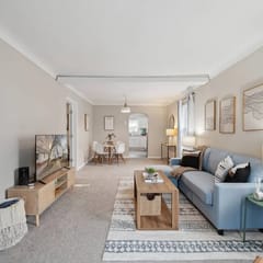 Charming 2br home on Swan Creek! Private office.
