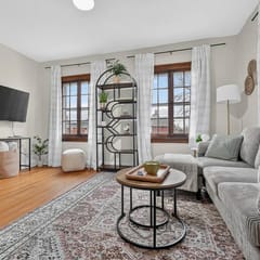 1br apt - heart of Uptown Maumee w/ Fiber WiFi. #3