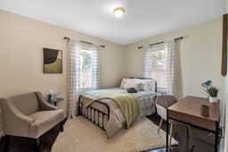 ★Tranquil retreat by Toledo Hosp/UT! Updated-2br★ - Image 5
