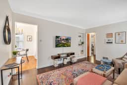★Tranquil retreat by Toledo Hosp/UT! Updated-2br★ - Image 2