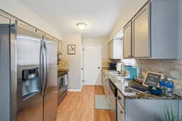 Spacious & well designed 3br/1.5ba w/ Fiber Wi-Fi! - Image 2