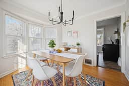 Appealing 2br Cape Cod w/ bonus rm & fiber Wi-Fi! - Image 2