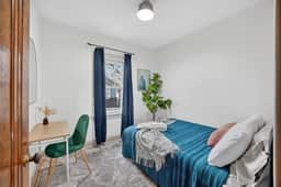 1br apt- heart of Uptown Maumee w/ fiber WiFi! #4 - Image 2