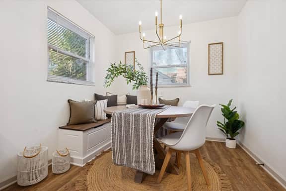 Elegant & inviting! 3br w/ private primary suite! - Image 4