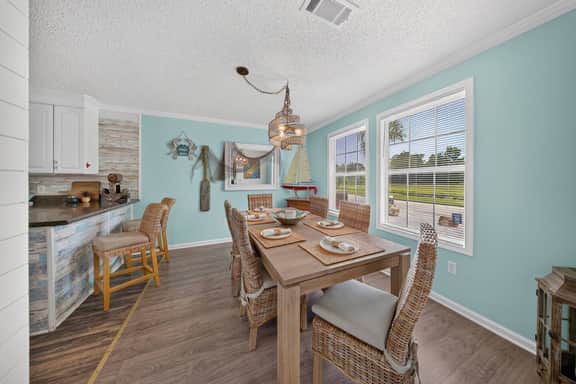 Cozy Coral Cottage
